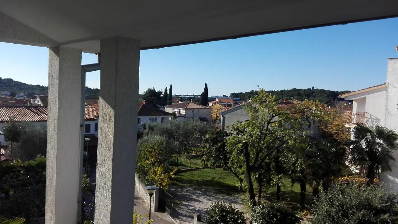 רוביני Apartments Villa Martinuzzi